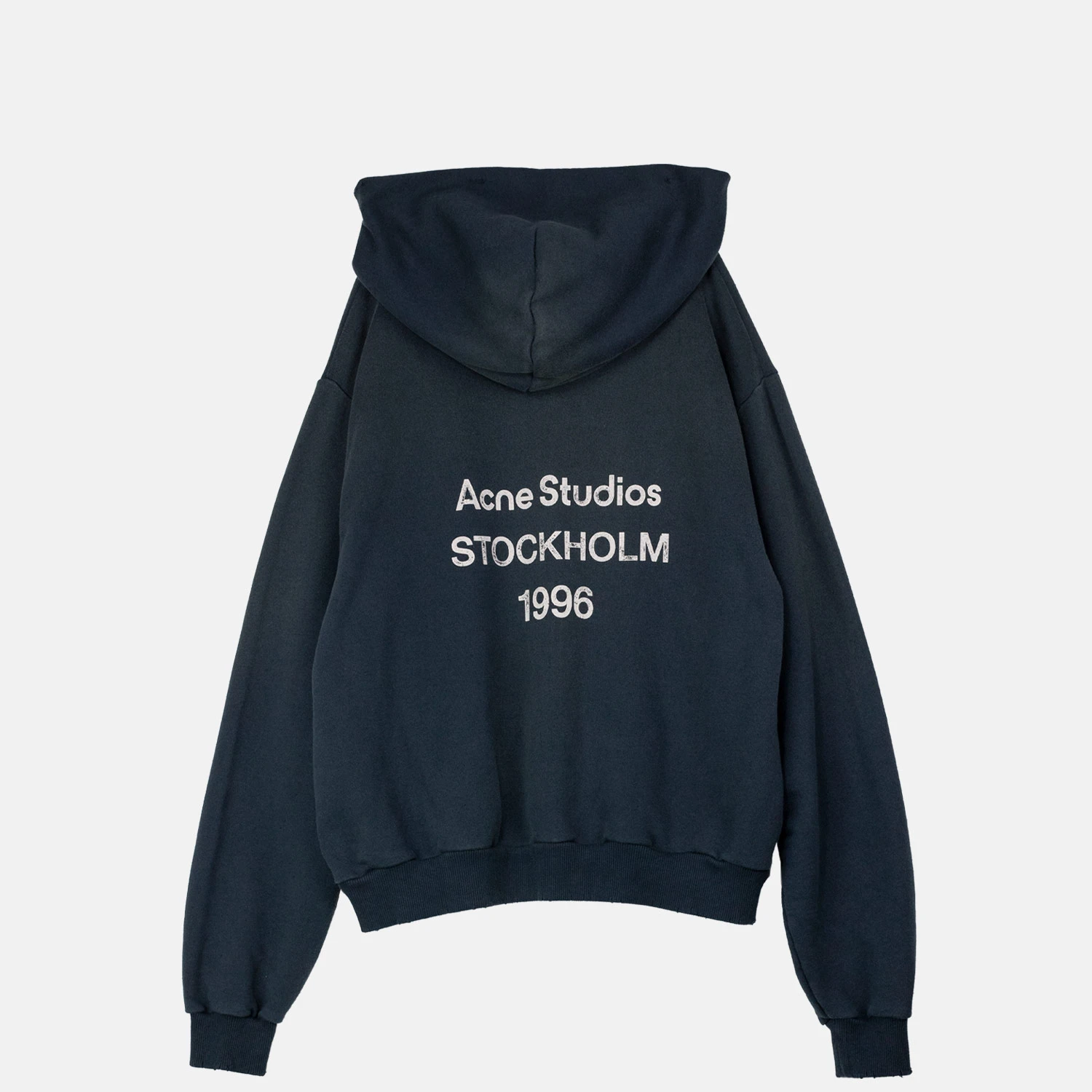 Acne Studios: как узнать стиль шведского бренда